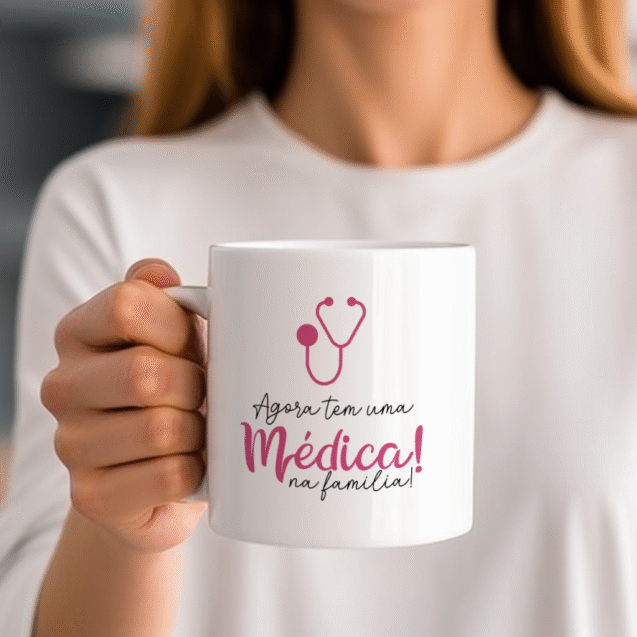 caneca formando frases medicina - tem uma medica na familia
